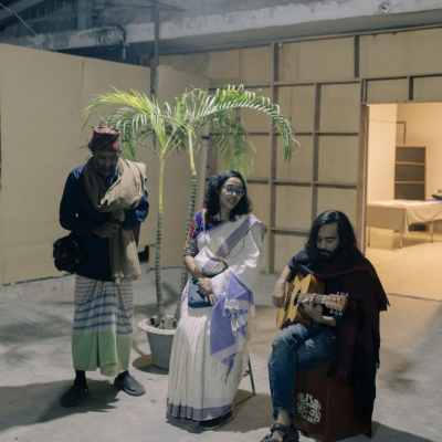 733A1472_CountryofImpossibilities_2_SBP_LORES